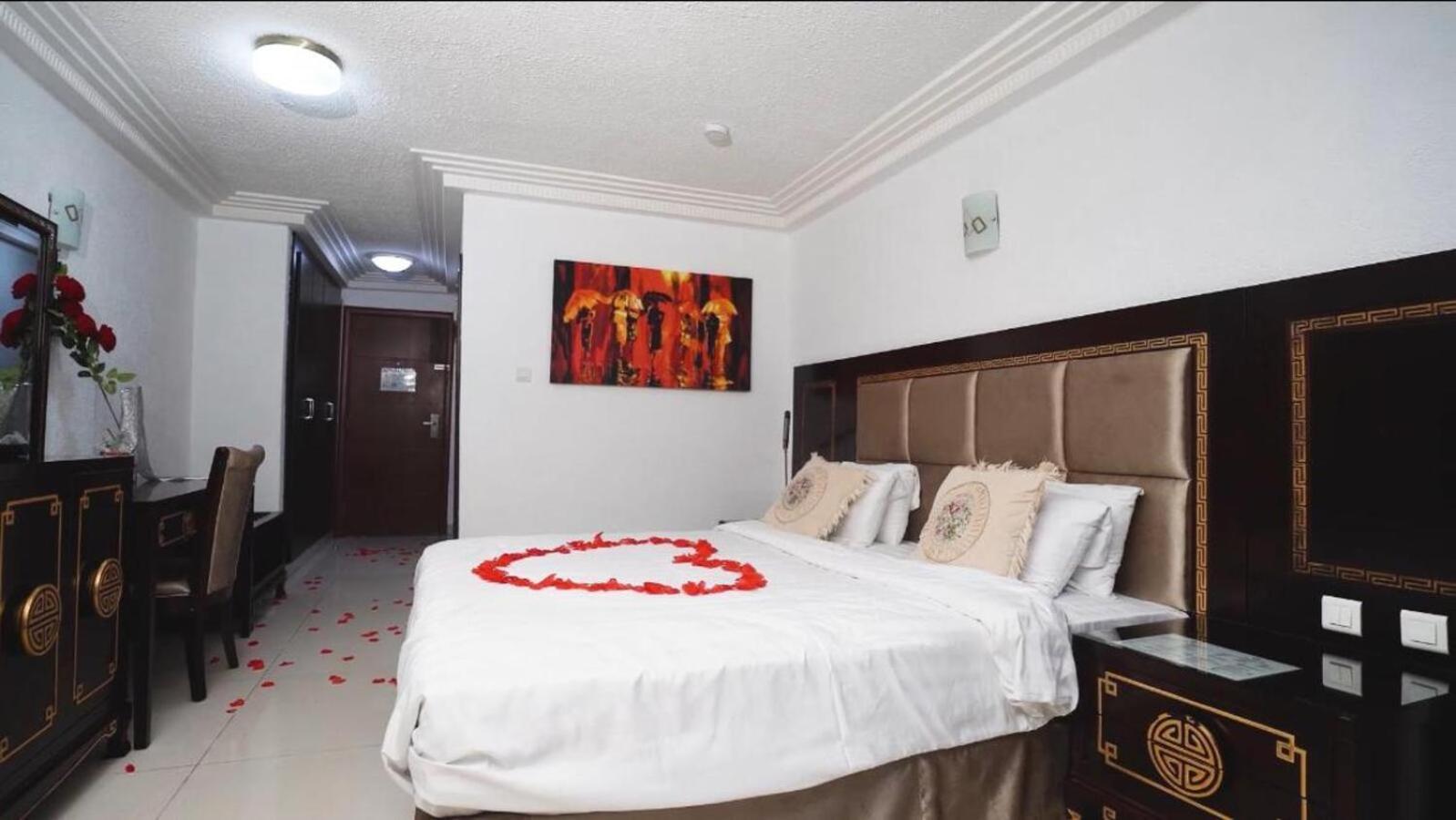 Nobila Airport Hotel Kotonu Zewnętrze zdjęcie